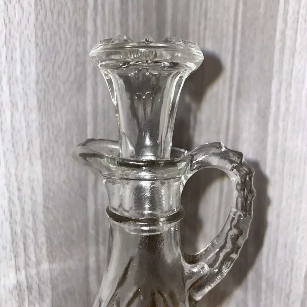 Anchor Hocking Star of David Clear Glass Vinegar Cruet And Stopper 8 Inches Tall